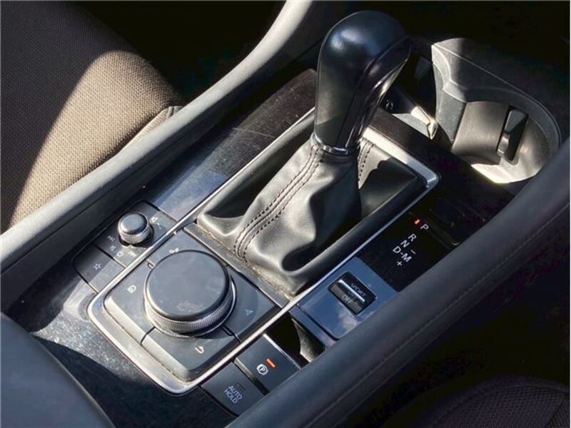 MAZDA3