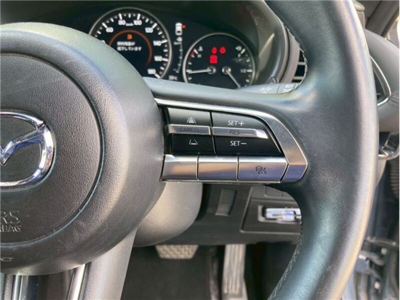 MAZDA3