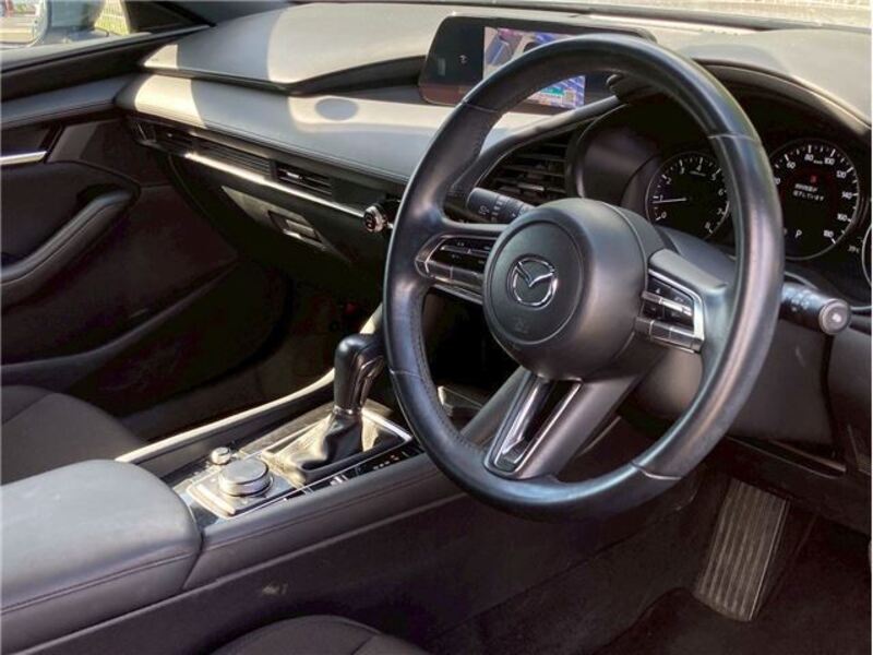 MAZDA3