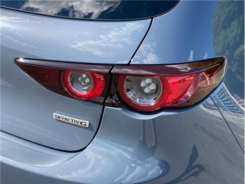 MAZDA3