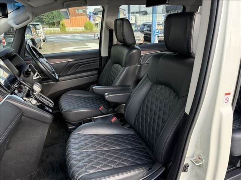 DELICA D5