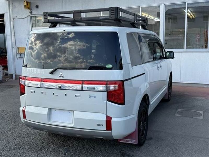 DELICA D5