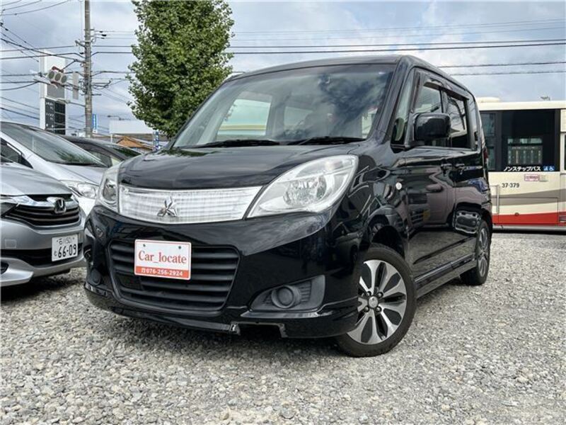 MITSUBISHI DELICA D2