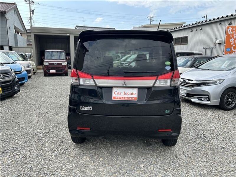 DELICA D2