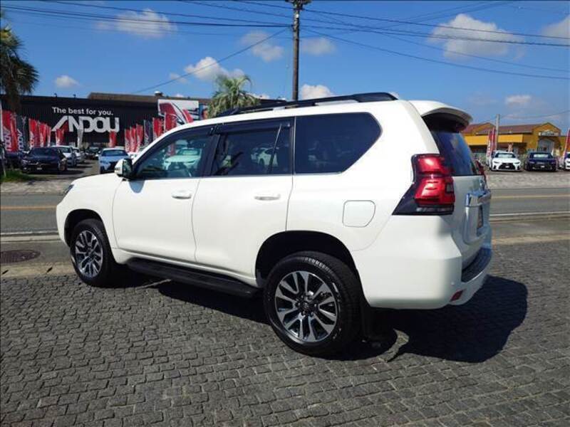 LAND CRUISER PRADO
