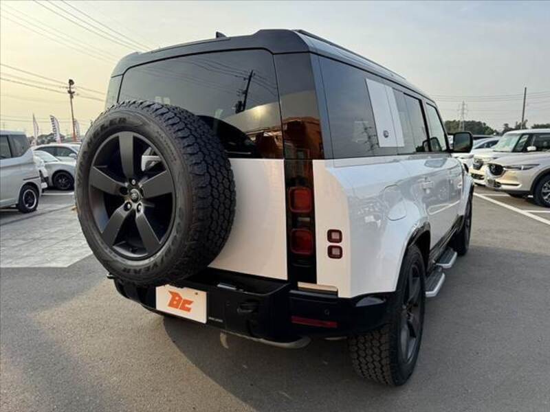 DEFENDER