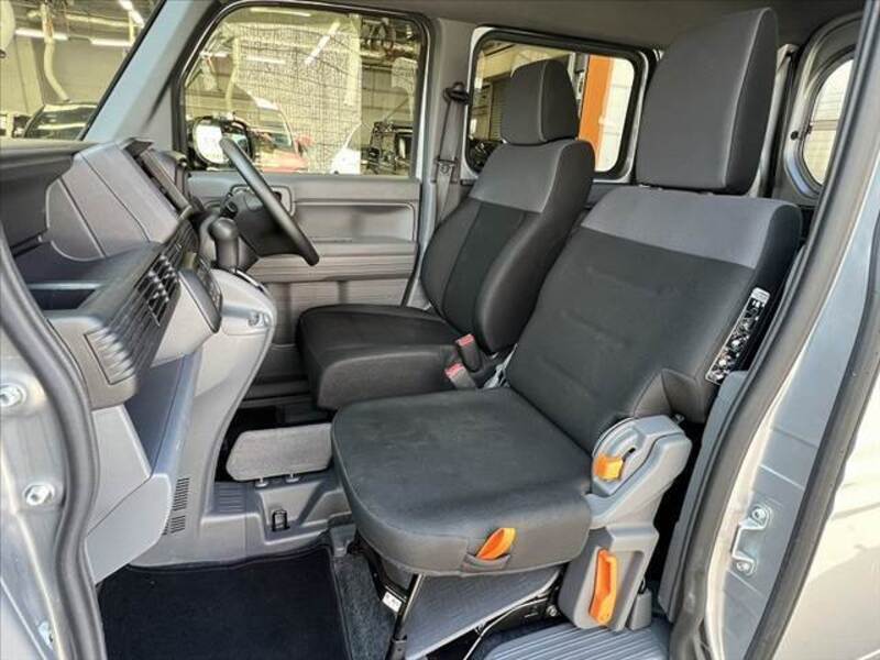 N-VAN