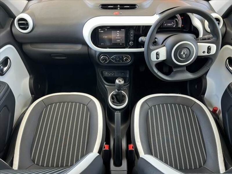 TWINGO