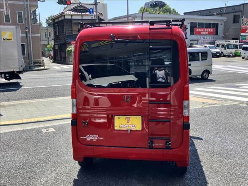 N-VAN