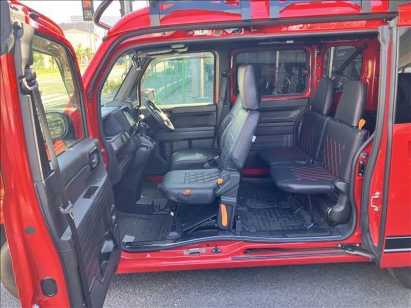 N-VAN