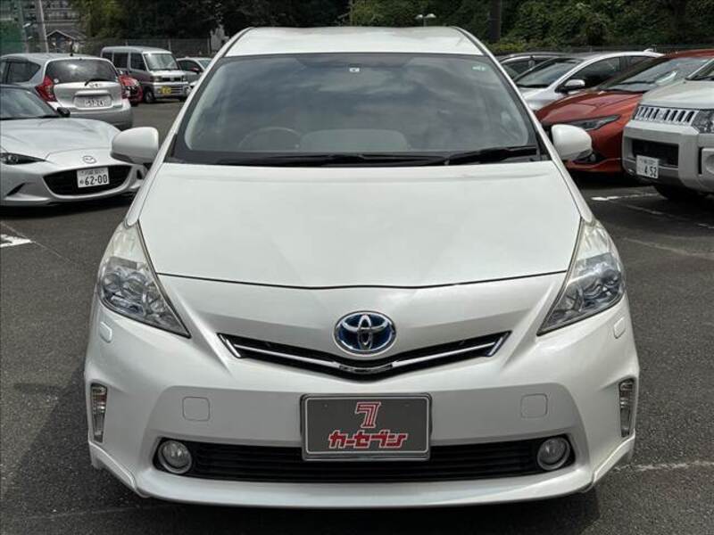 PRIUS ALPHA