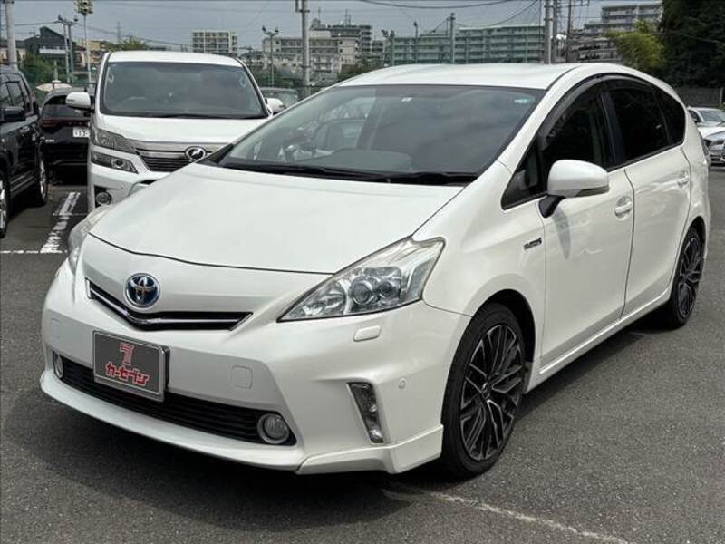 PRIUS ALPHA