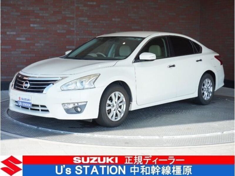 NISSAN TEANA