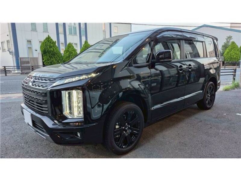 MITSUBISHI DELICA D5