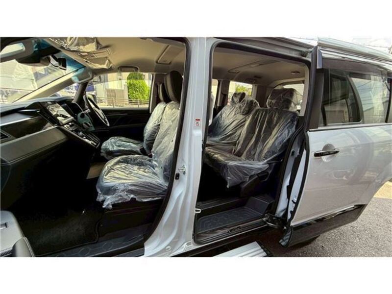DELICA D5
