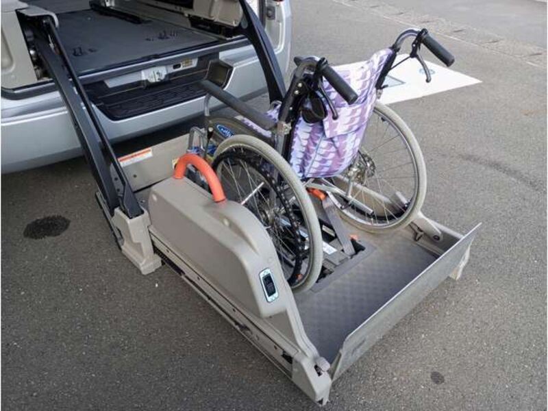 NV350 CARAVAN