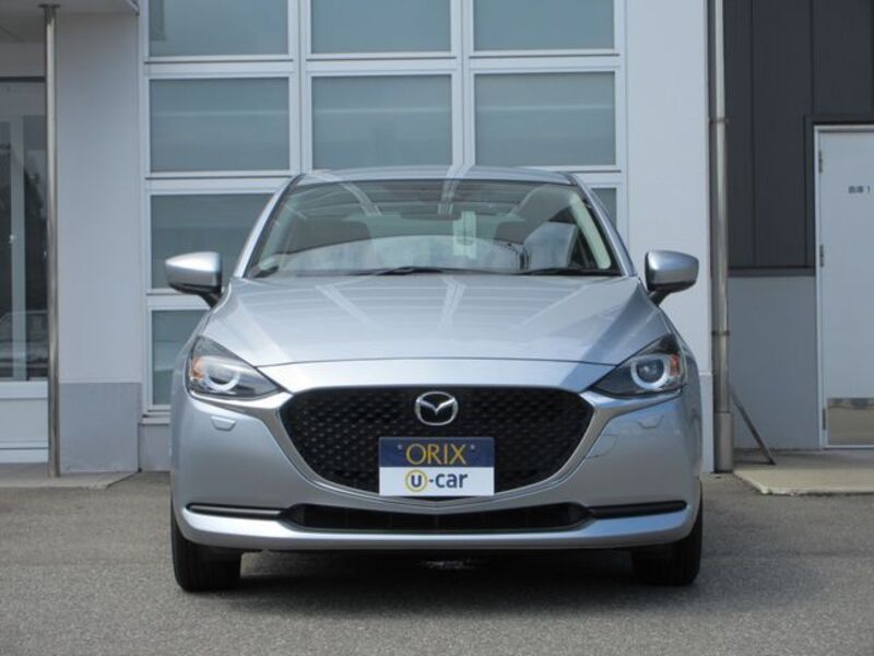 MAZDA2