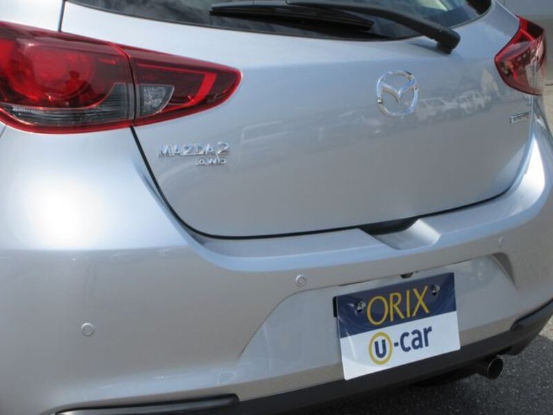 MAZDA2