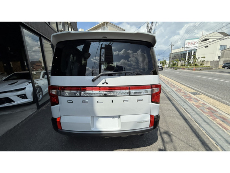 DELICA D5