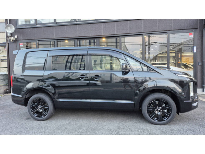 DELICA D5