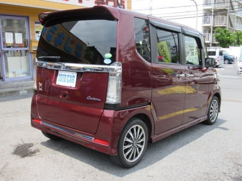 N BOX CUSTOM