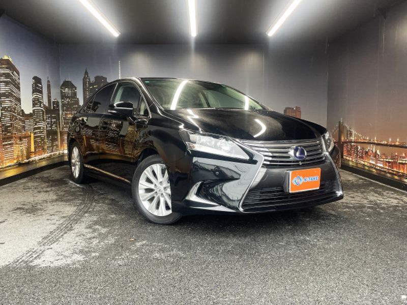 LEXUS HS