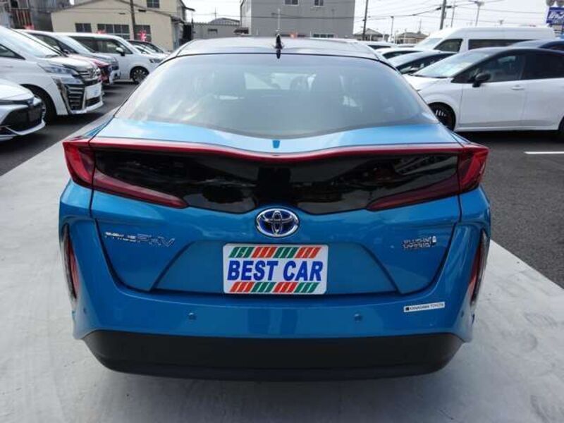 PRIUS PHV