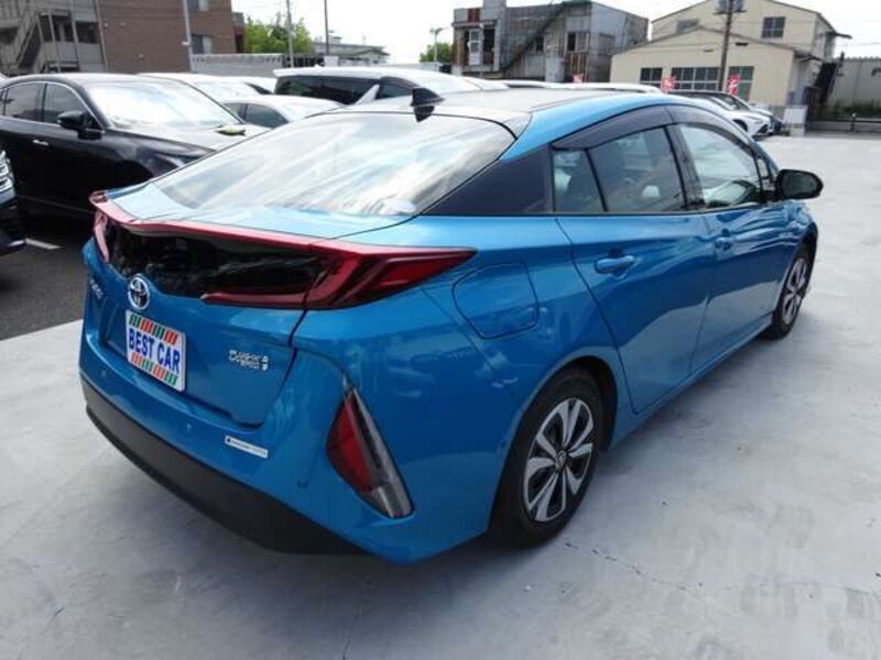 PRIUS PHV