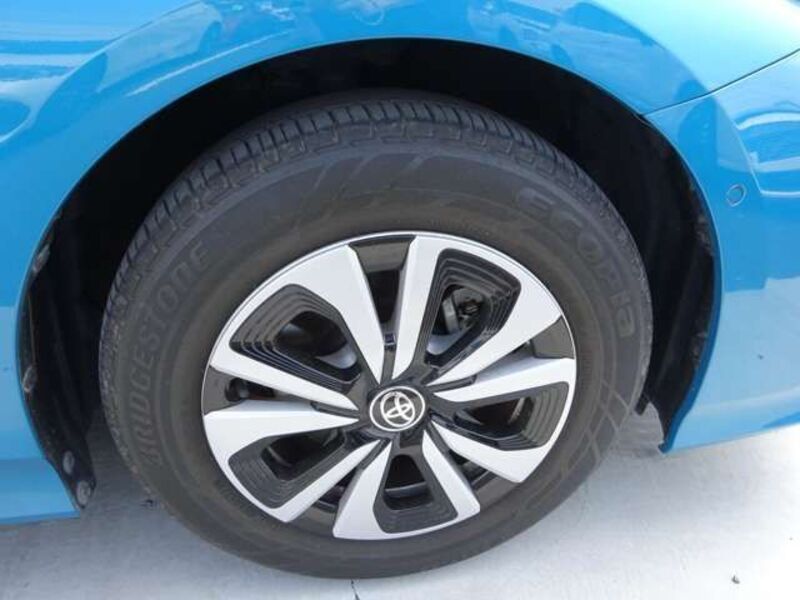 PRIUS PHV