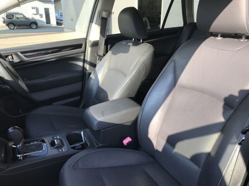 LEGACY OUTBACK