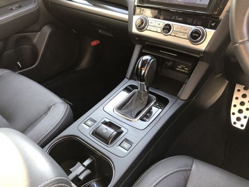 LEGACY OUTBACK