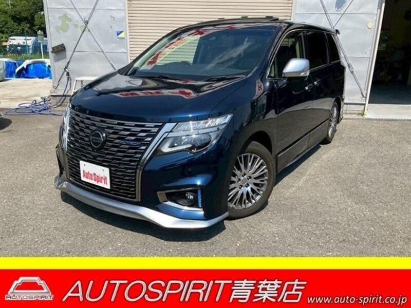 NISSAN ELGRAND
