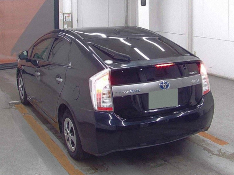 PRIUS PHV