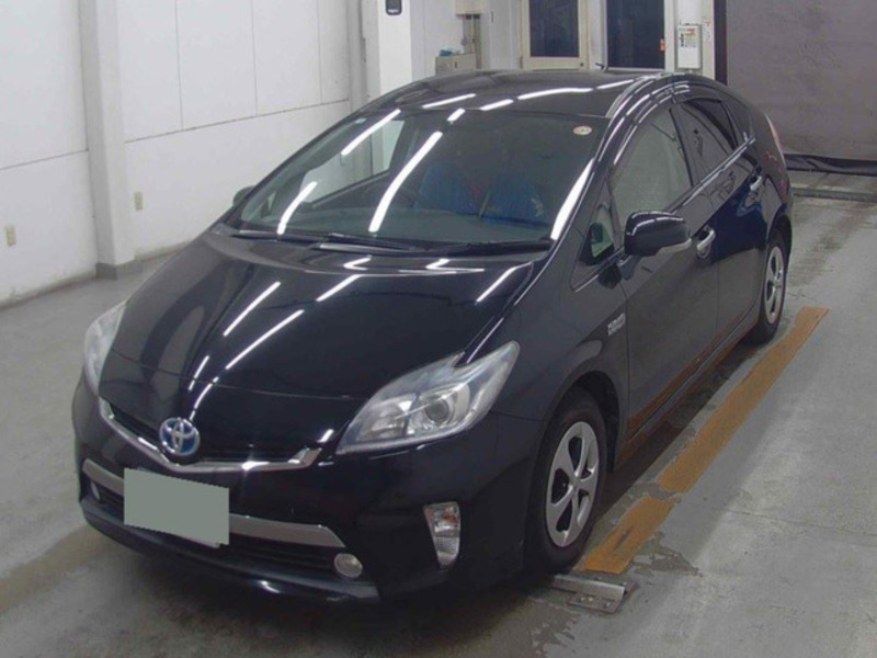PRIUS PHV
