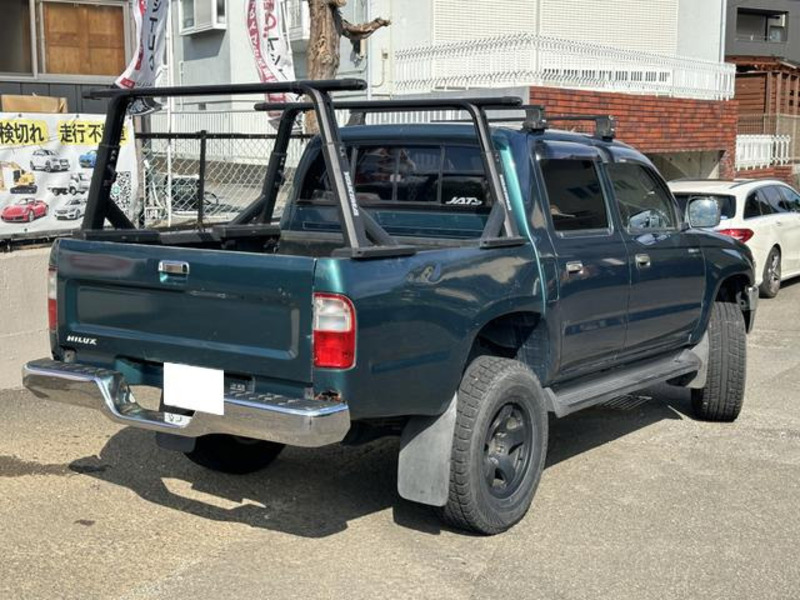 HILUX