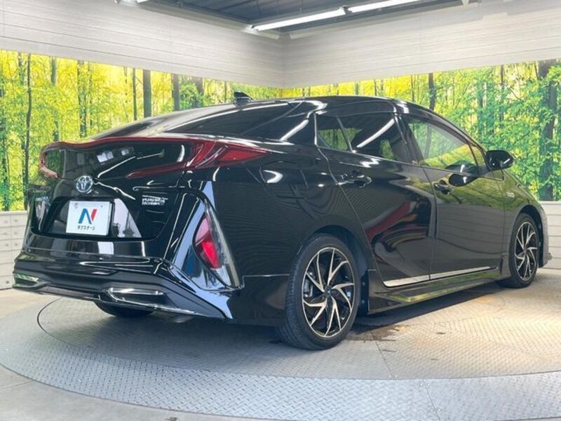 PRIUS PHV