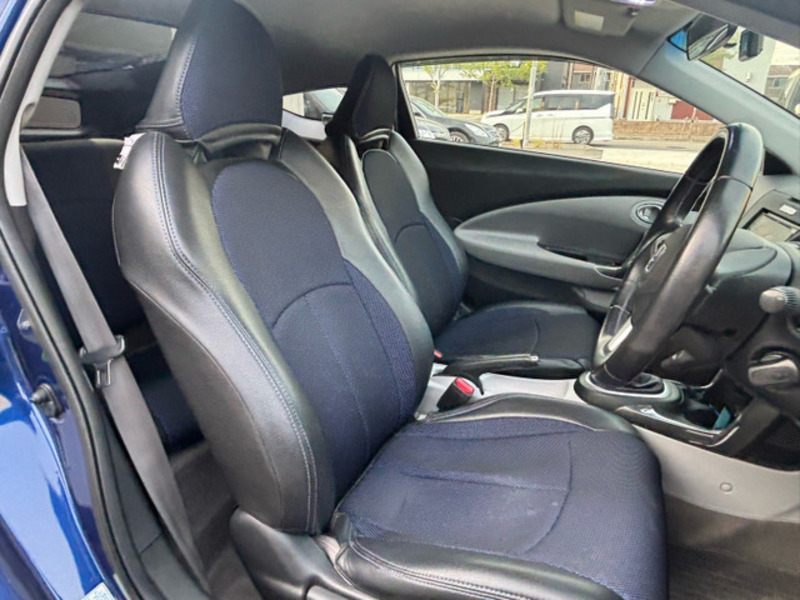 CR-Z