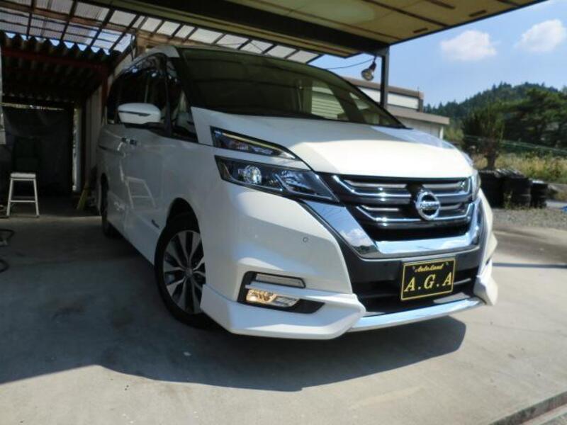 NISSAN SERENA