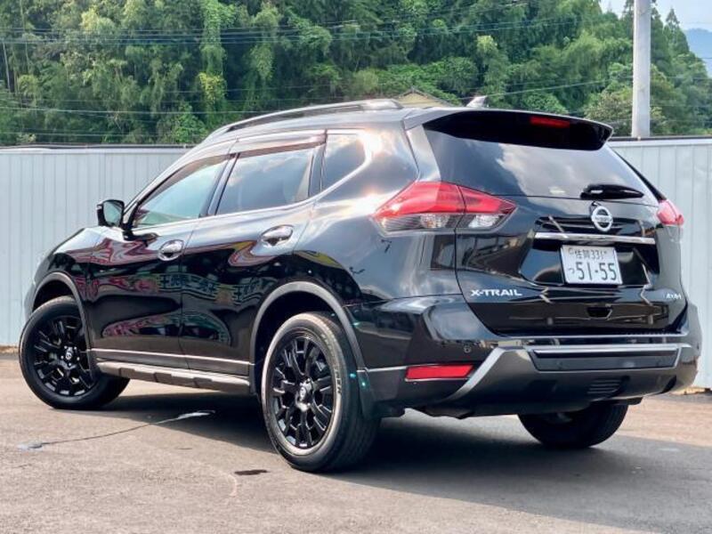 X-TRAIL