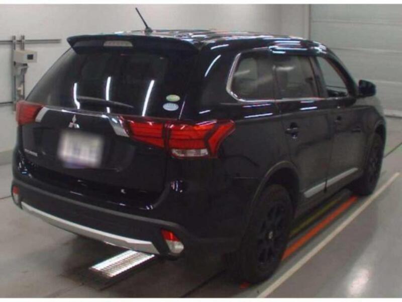 OUTLANDER