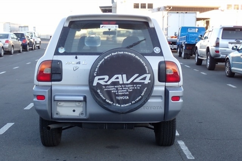 RAV4