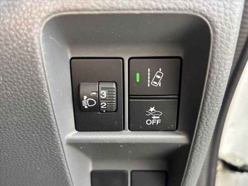 N-VAN