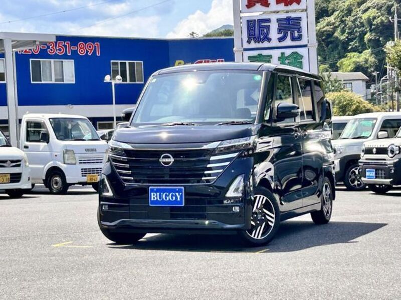 NISSAN ROOX