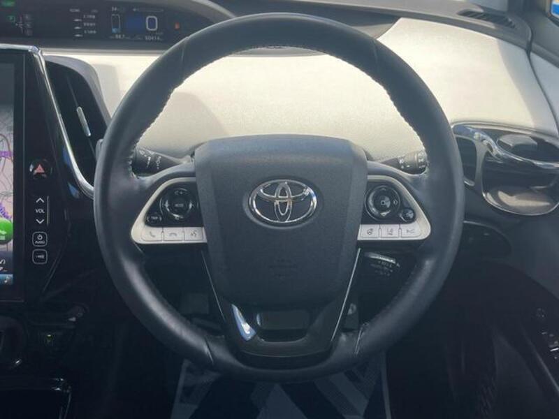 PRIUS PHV