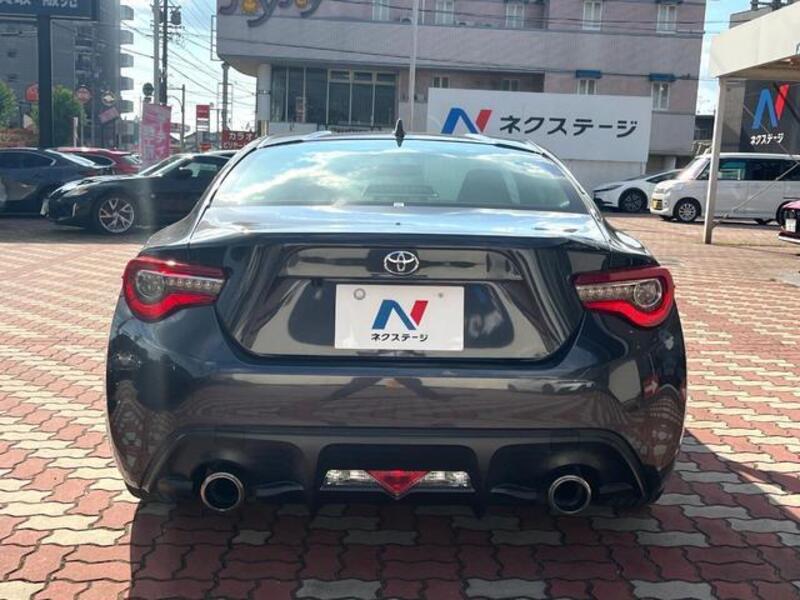 86