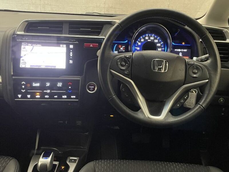 FIT HYBRID