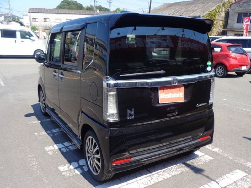 N BOX CUSTOM