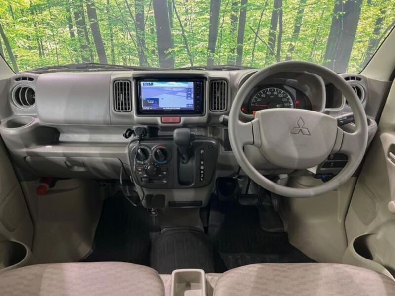 MINICAB VAN