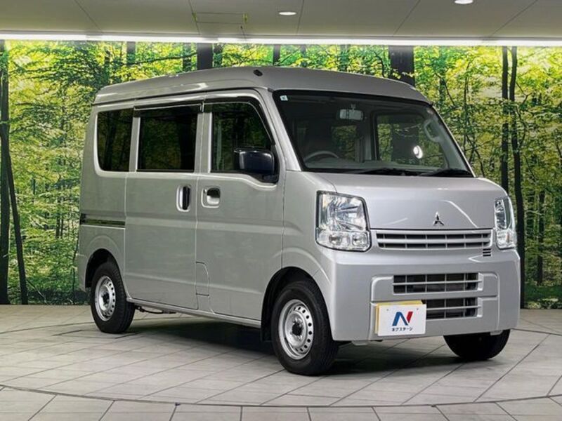 MINICAB VAN