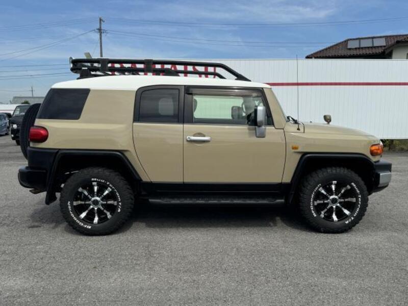 FJ CRUISER